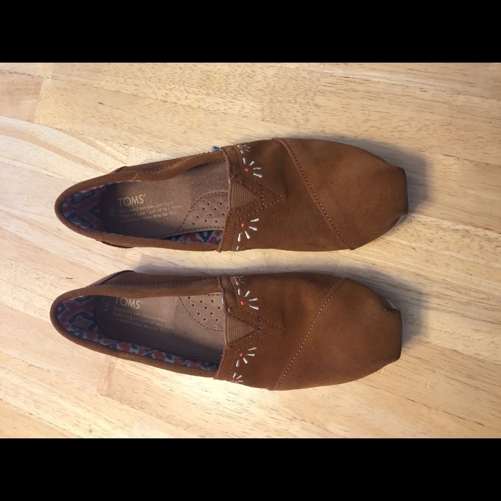 Toms